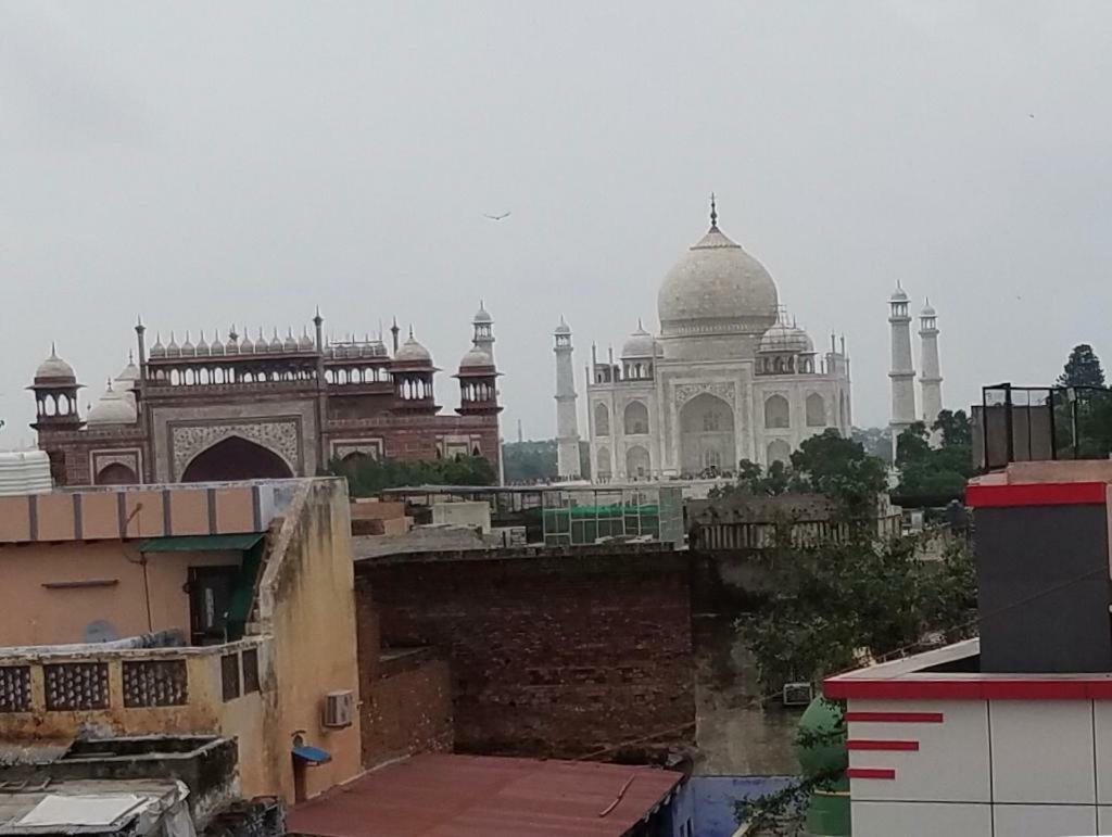 Hotel Sai Palace Walking Distance From Taj Mahal--View Of Taj Mahal Agra  Exterior foto